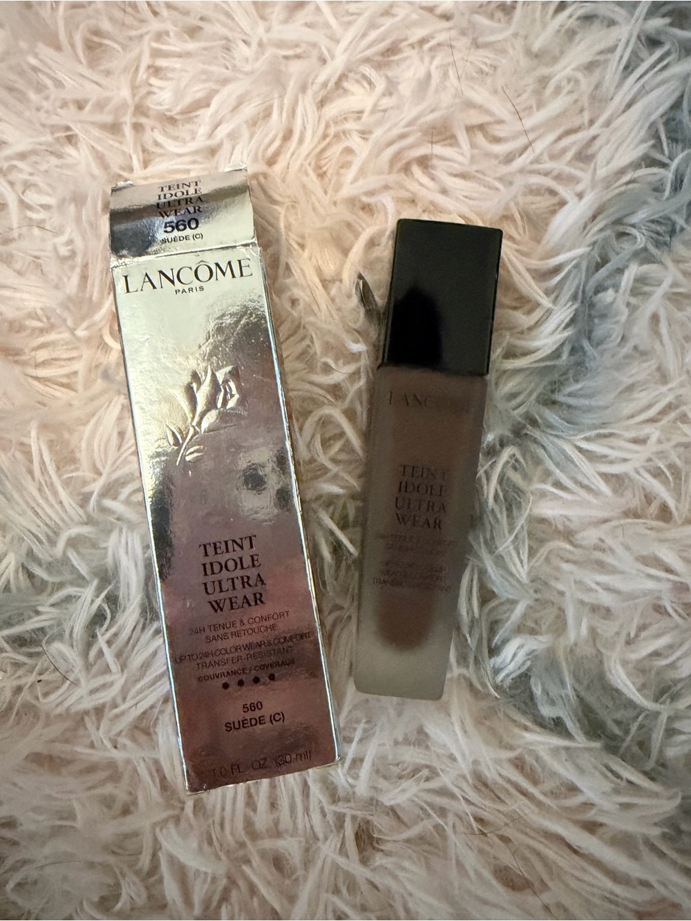 Lancôme Teint Idole Ultra Wear Foundation - Silver & Black Packaging